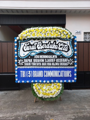 Papan Bunga Duka di Cimparuh
